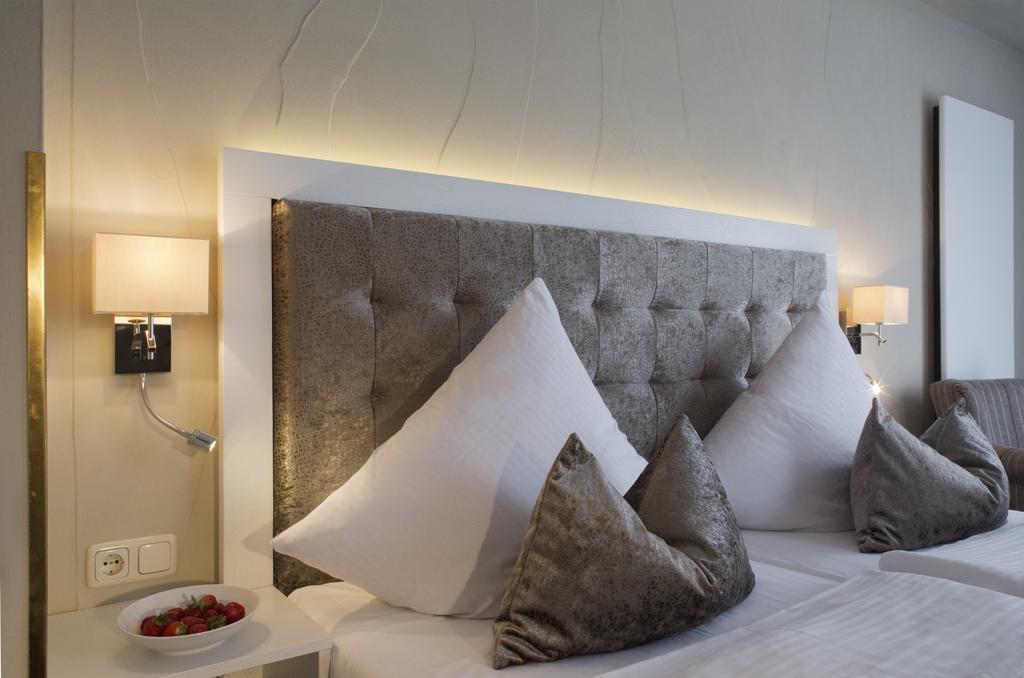 Hafenhotel Pommernyacht اوكرموند الغرفة الصورة