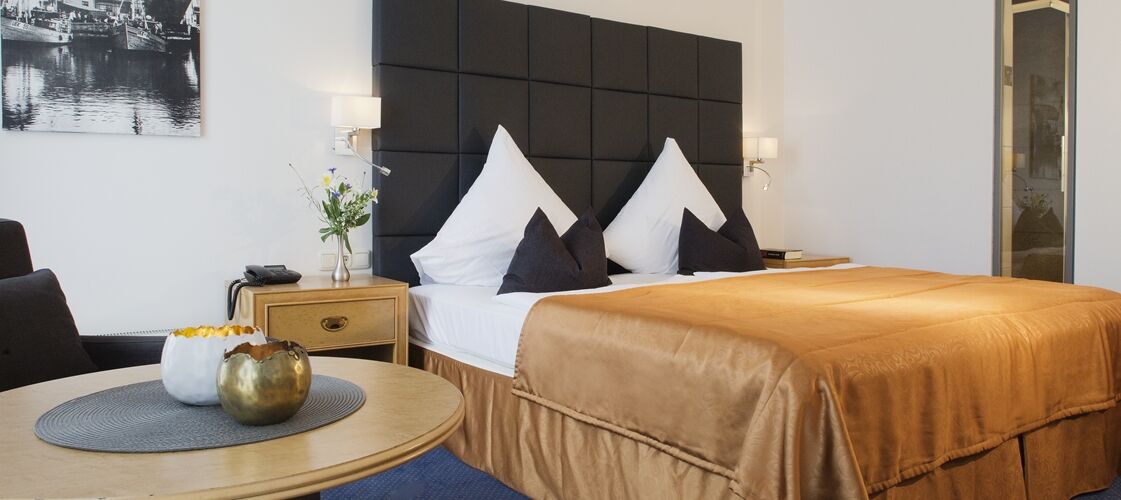 Hafenhotel Pommernyacht اوكرموند المظهر الخارجي الصورة